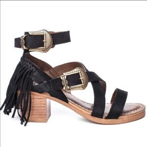 FREE PEOPLE Matisse fringe black 8.5 sandals